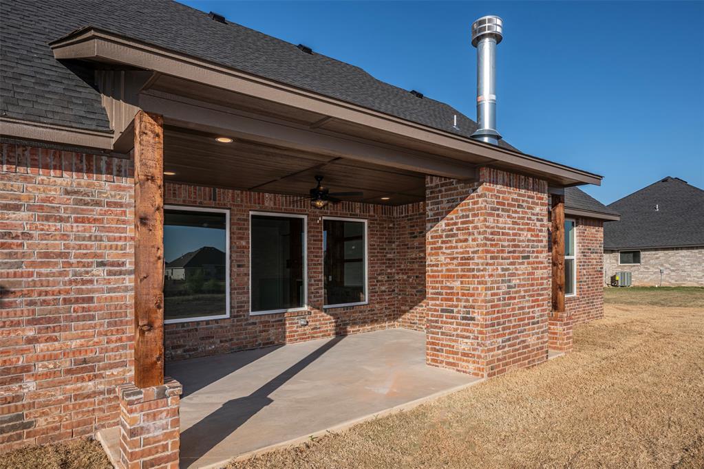 8574 Rip Way Property Photo 10
