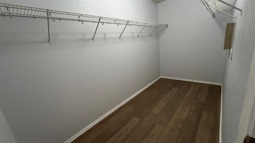 1017 Tulip Drive Property Photo 14