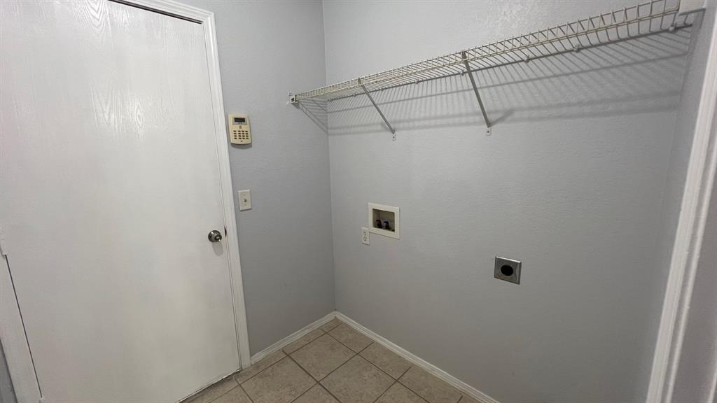 1017 Tulip Drive Property Photo 22