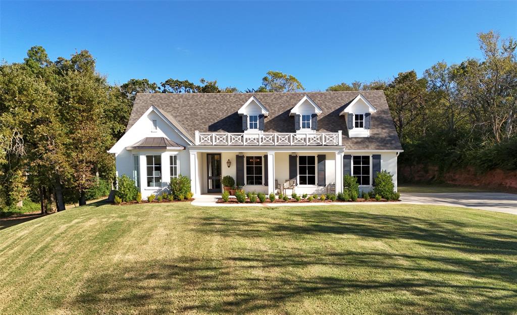 2904 S Broken Bow Road Property Photo 1