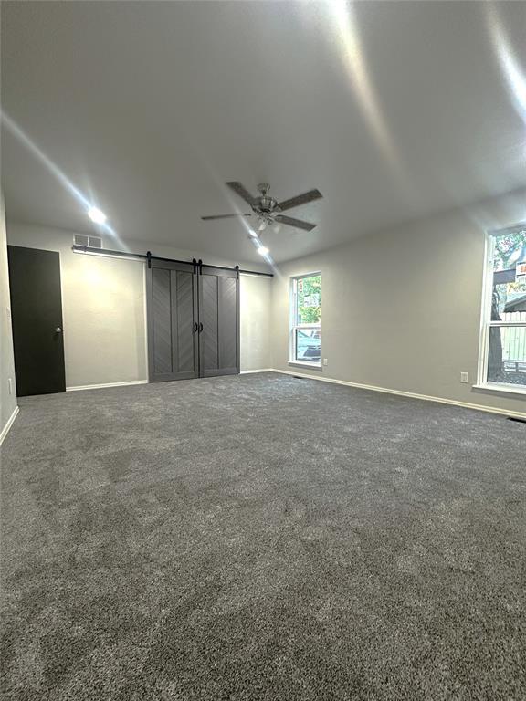 8028 Golden Oaks Road Property Photo 26