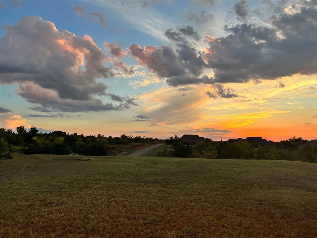 5685 Auburn Drive Property Photo 2