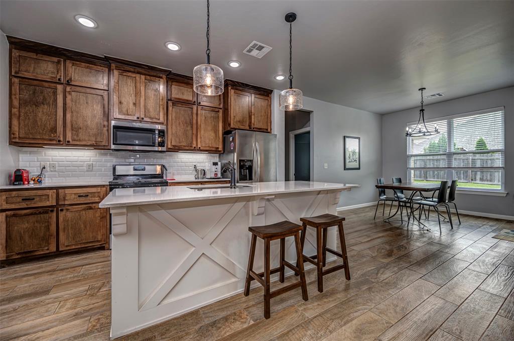 3100 Birmingham Drive Property Photo 4