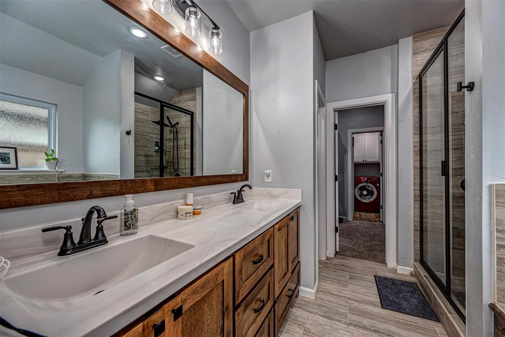 3100 Birmingham Drive Property Photo 15