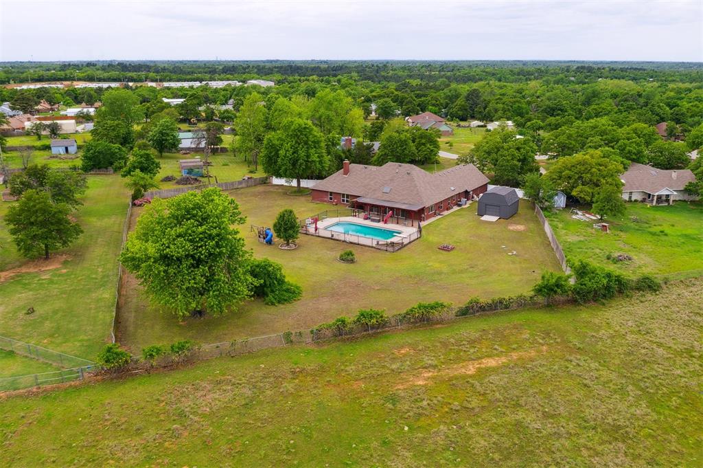 19416 Cardinal Creek Drive Property Photo 6