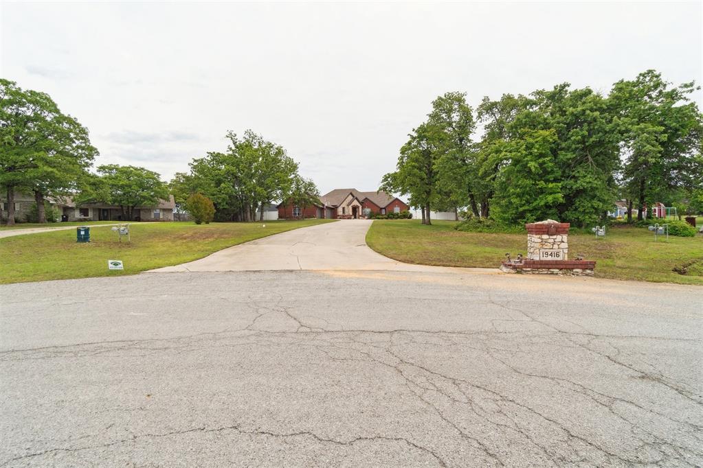19416 Cardinal Creek Drive Property Photo 7