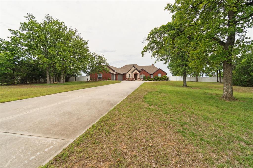 19416 Cardinal Creek Drive Property Photo 8