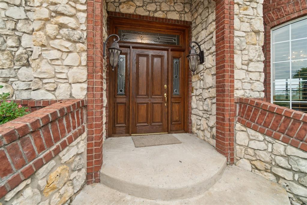 19416 Cardinal Creek Drive Property Photo 9