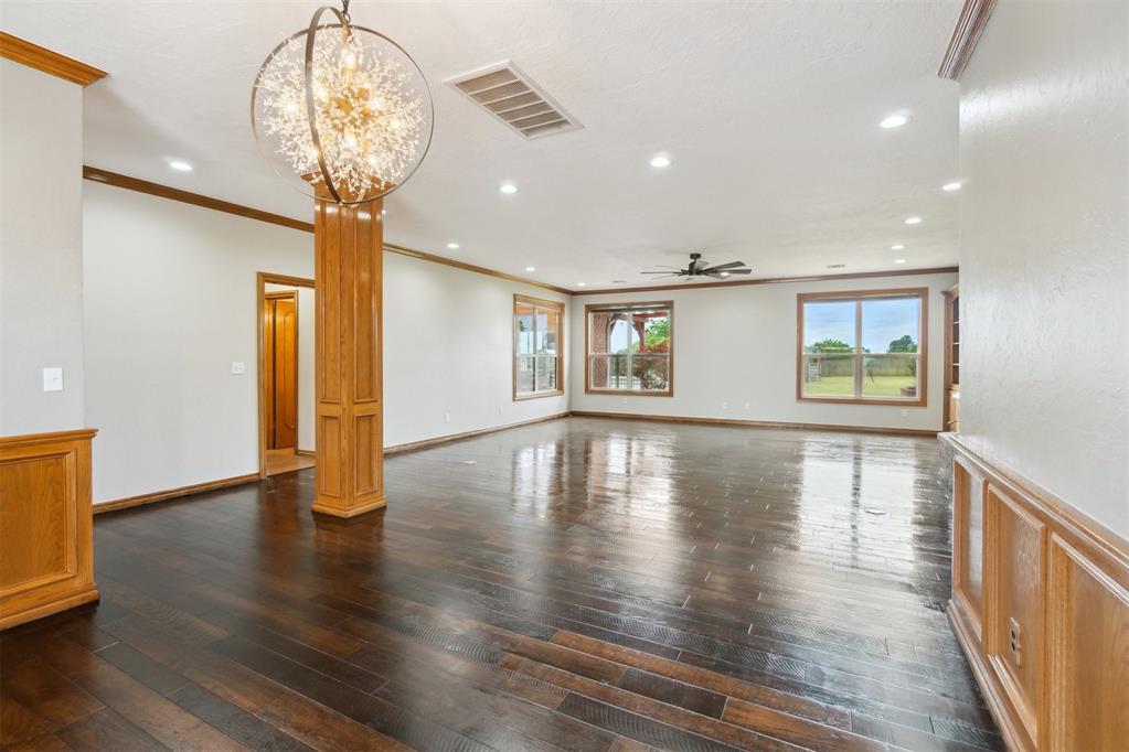 19416 Cardinal Creek Drive Property Photo 14