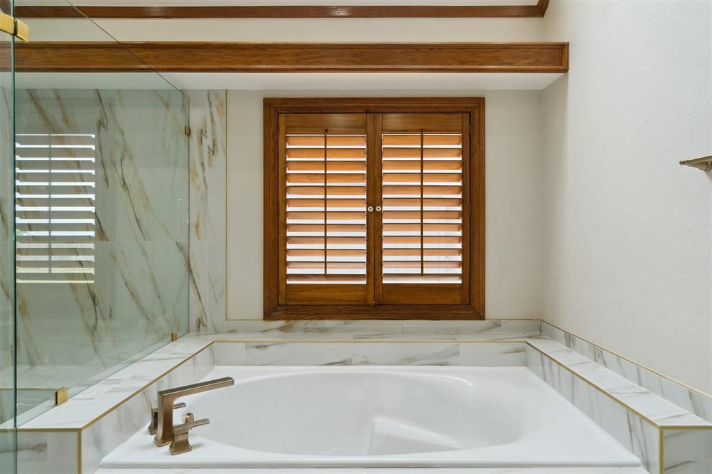 19416 Cardinal Creek Drive Property Photo 34