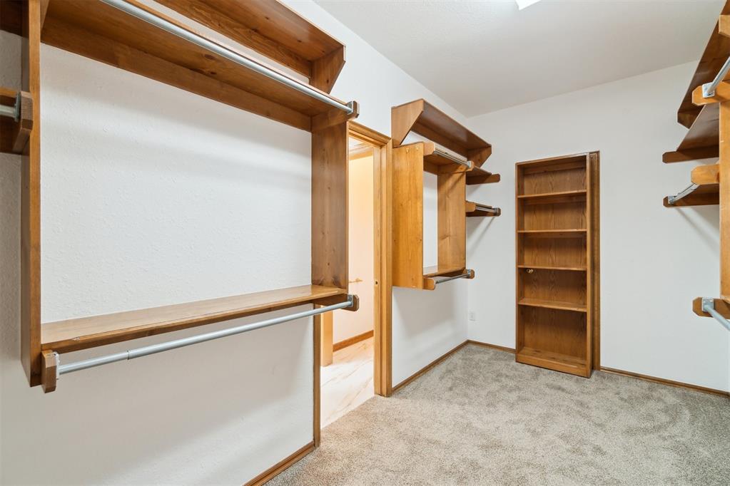 19416 Cardinal Creek Drive Property Photo 36