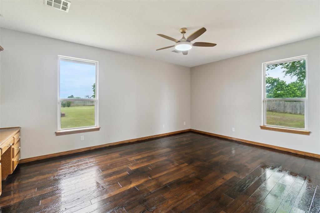 19416 Cardinal Creek Drive Property Photo 37