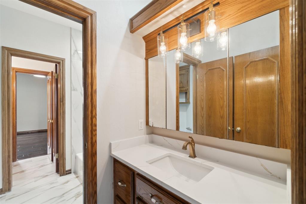 19416 Cardinal Creek Drive Property Photo 41