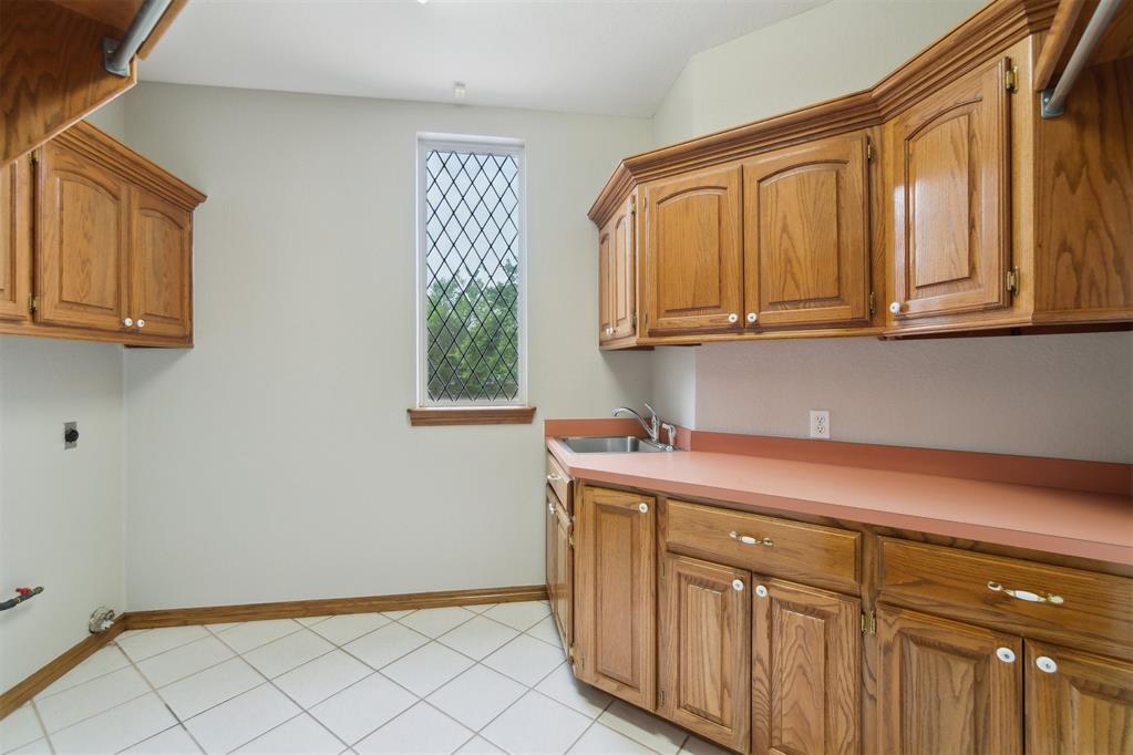 19416 Cardinal Creek Drive Property Photo 45