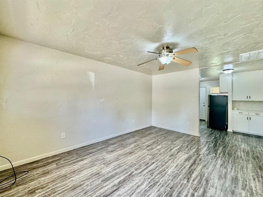 528 N Baumann Avenue Property Photo 3