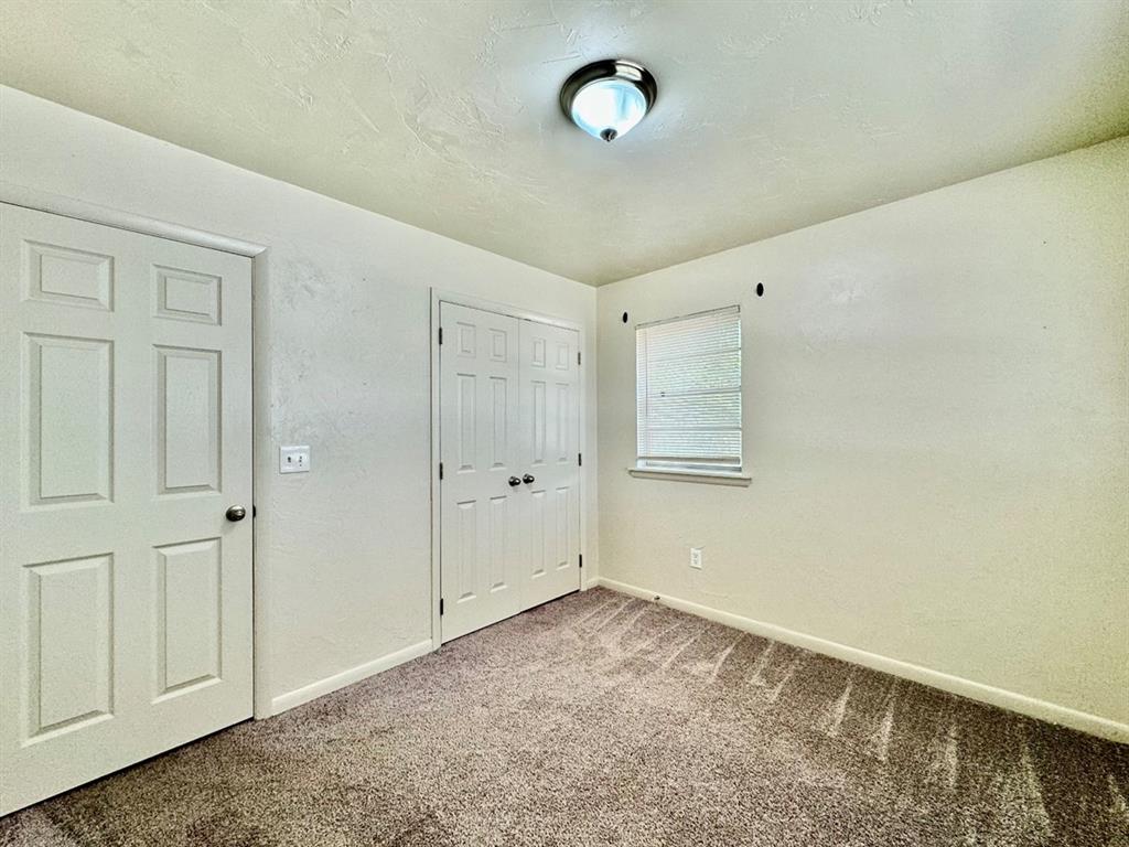 528 N Baumann Avenue Property Photo 7