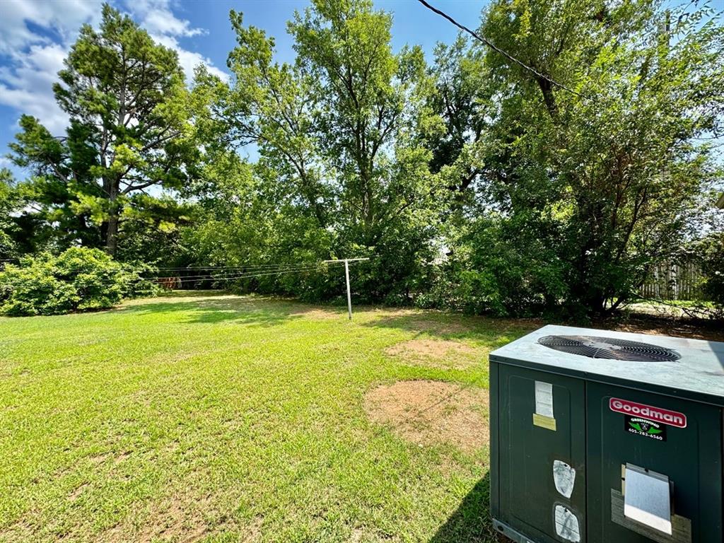 528 N Baumann Avenue Property Photo 11