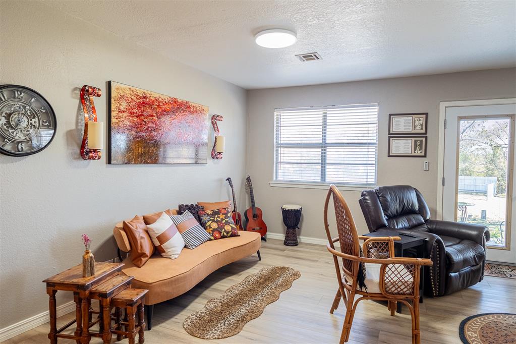 109 Tanglewood Drive Property Photo 8