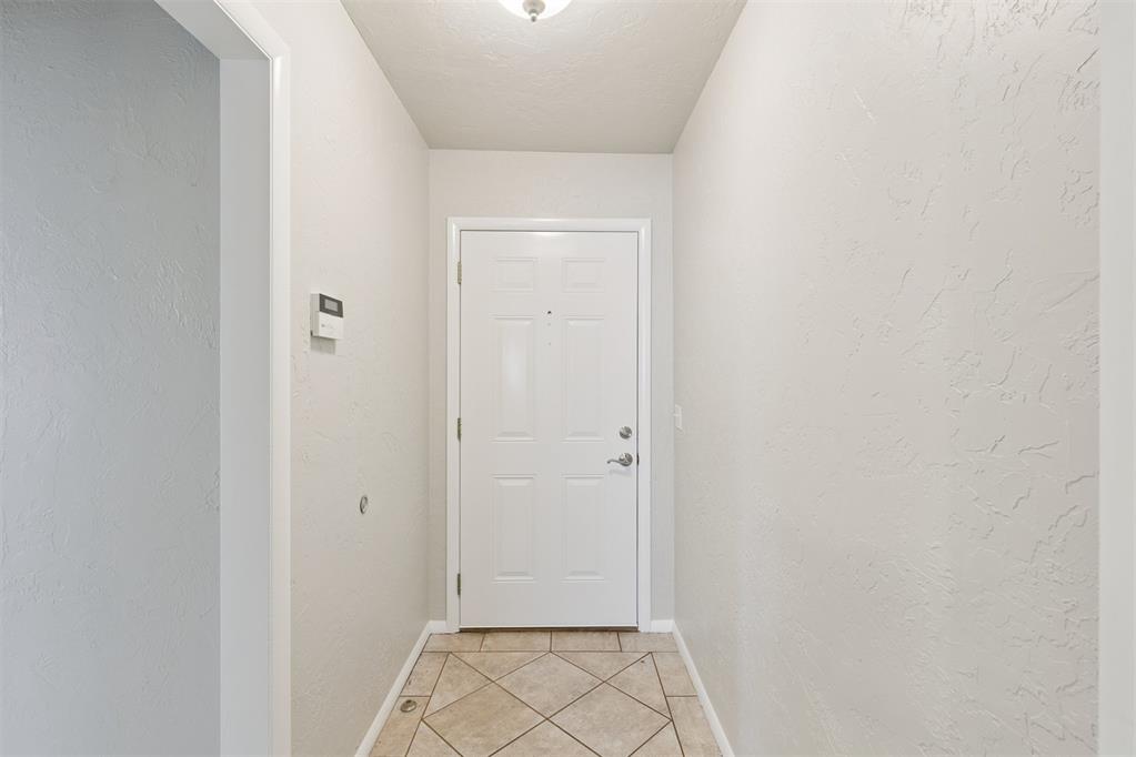 616 Fairlane Drive Property Photo 6