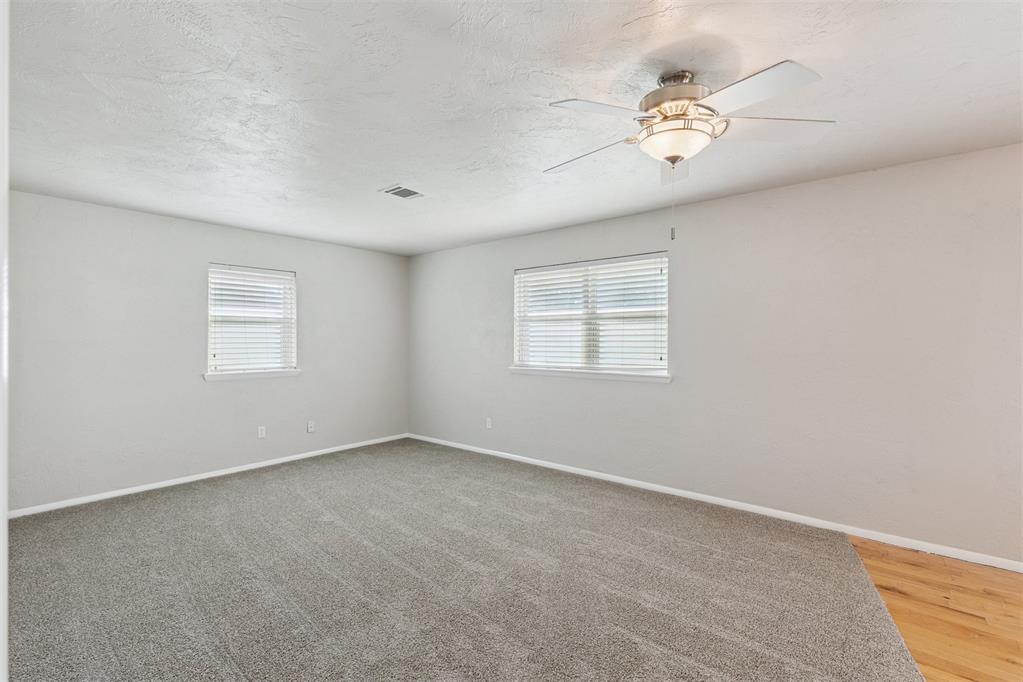 616 Fairlane Drive Property Photo 7