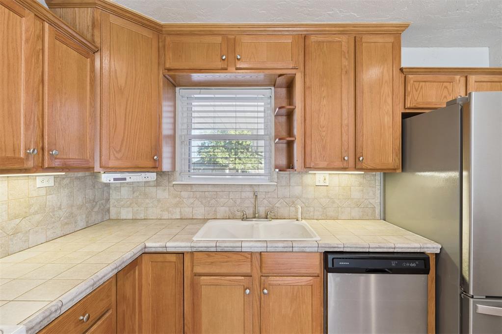 616 Fairlane Drive Property Photo 17