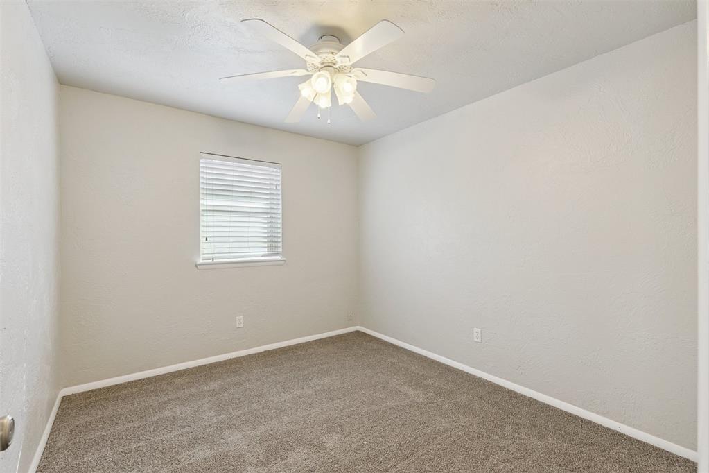 616 Fairlane Drive Property Photo 24