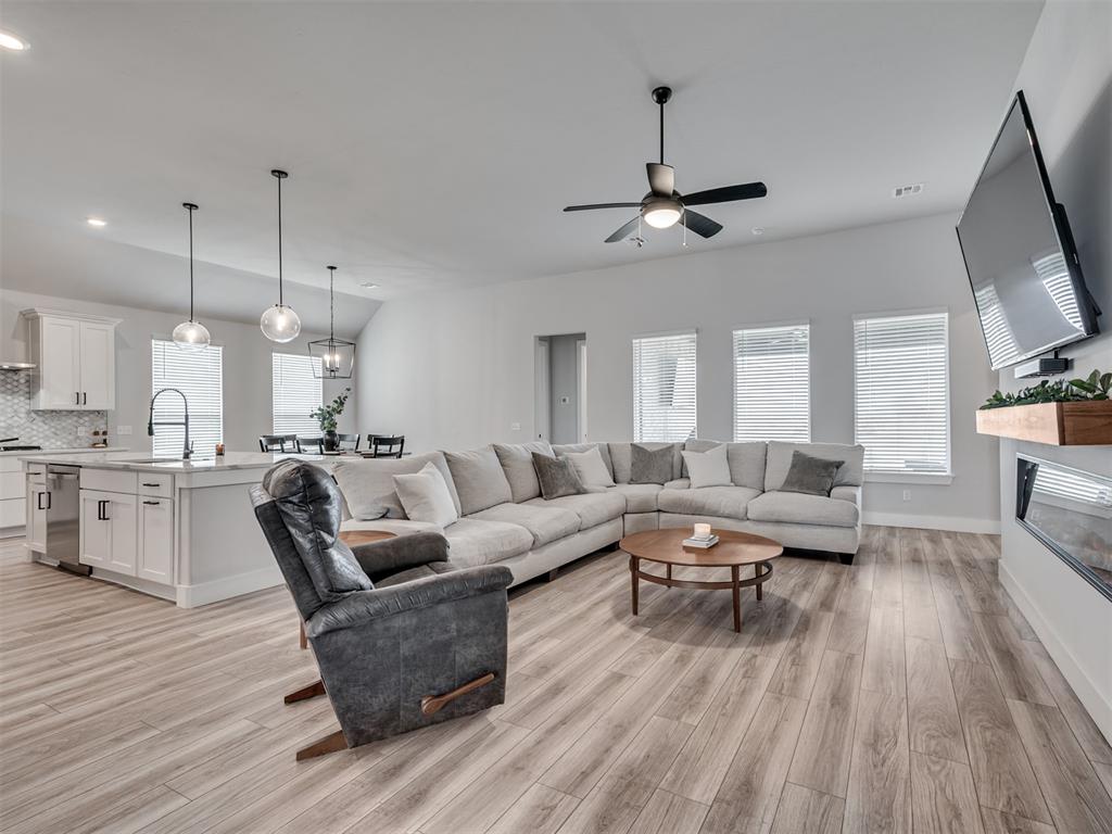 2262 Jackson Lane Property Photo 6