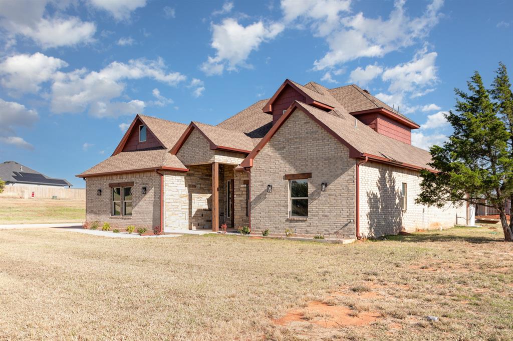 8335 Elk Valley Property Photo 3