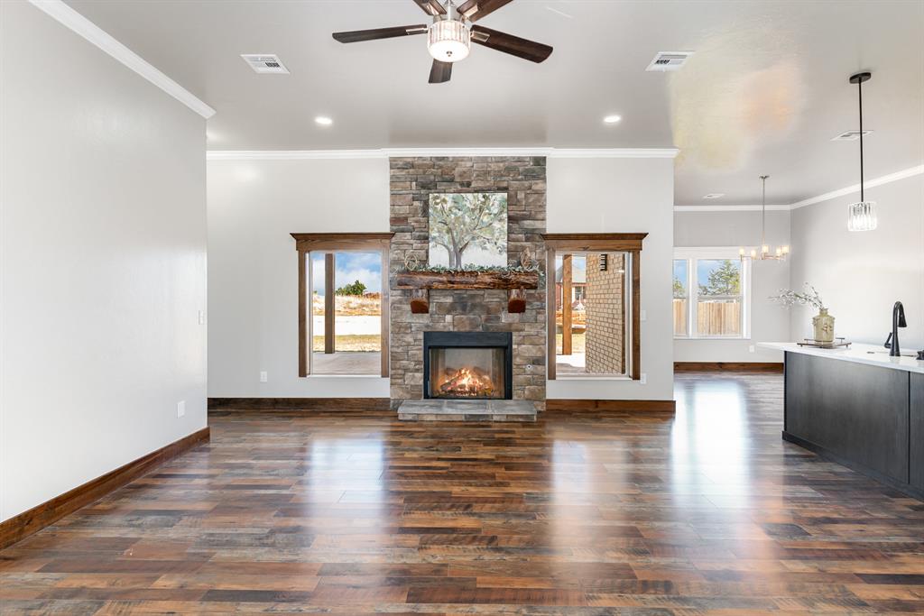 8335 Elk Valley Property Photo 8