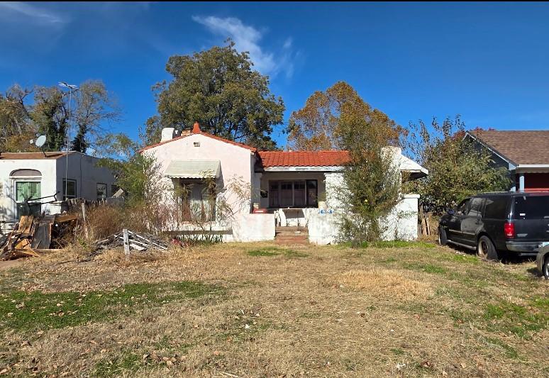 1618 E Cherokee Avenue Property Photo 1