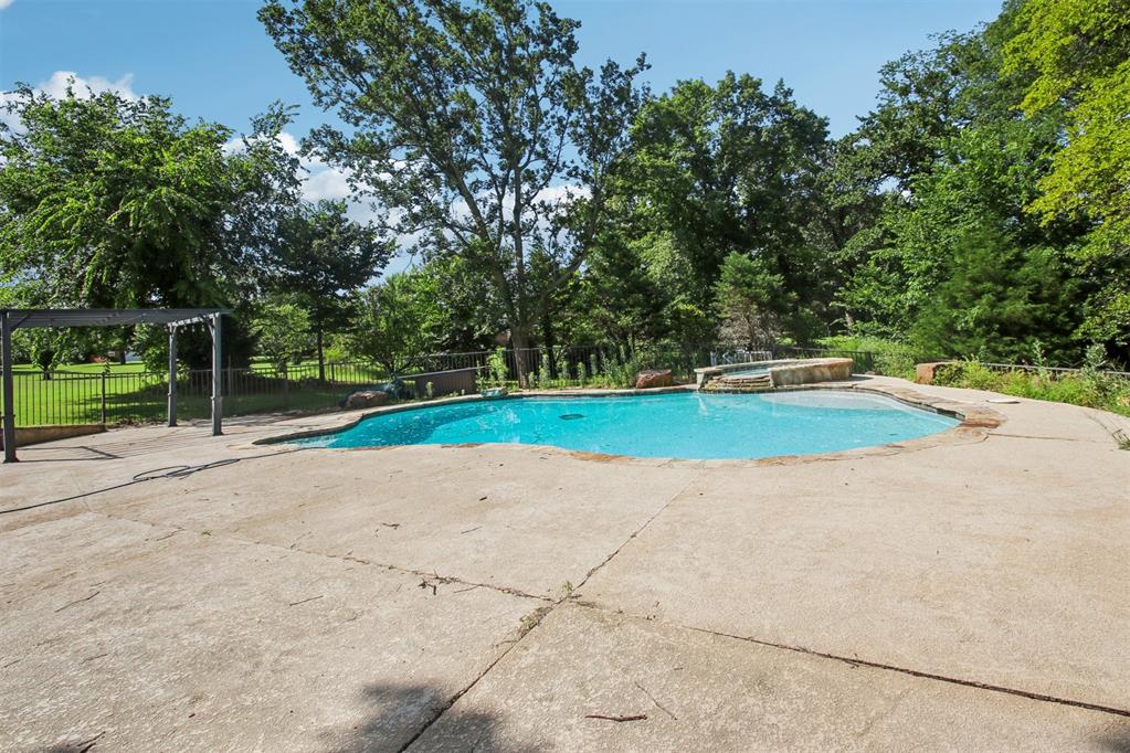20251 208th Street Property Photo 33