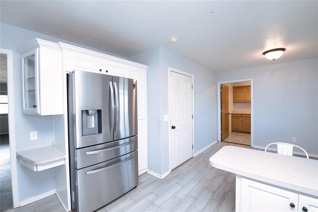 202 N Otis Avenue Property Photo 10