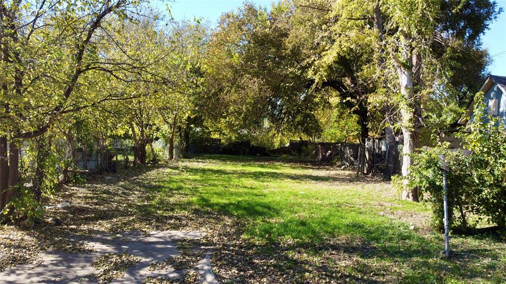 2305 S Walnut Avenue Property Photo 1