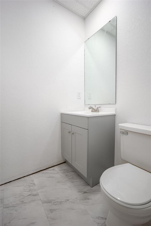 1020 N Flood Avenue Property Photo 18