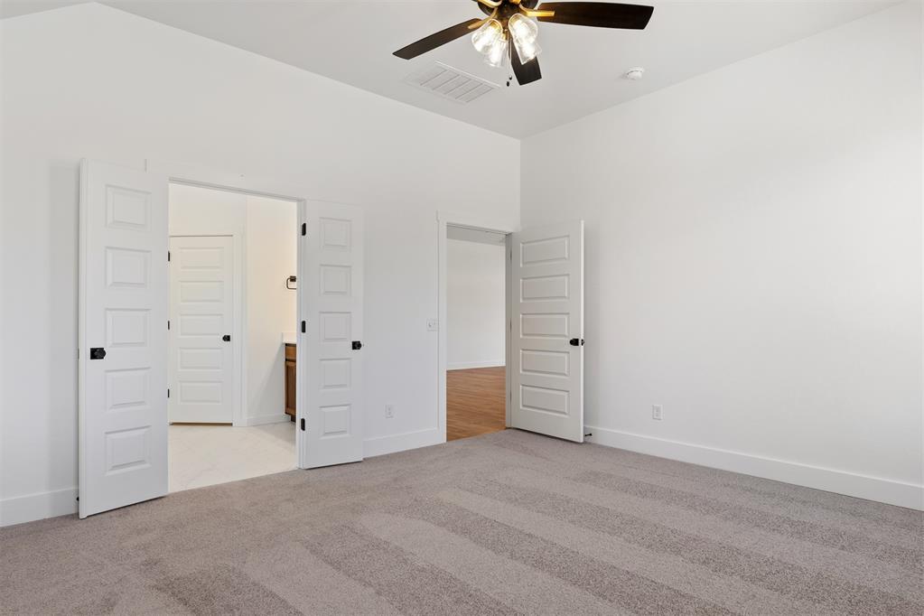 13201 Red Oak Drive Property Photo 33