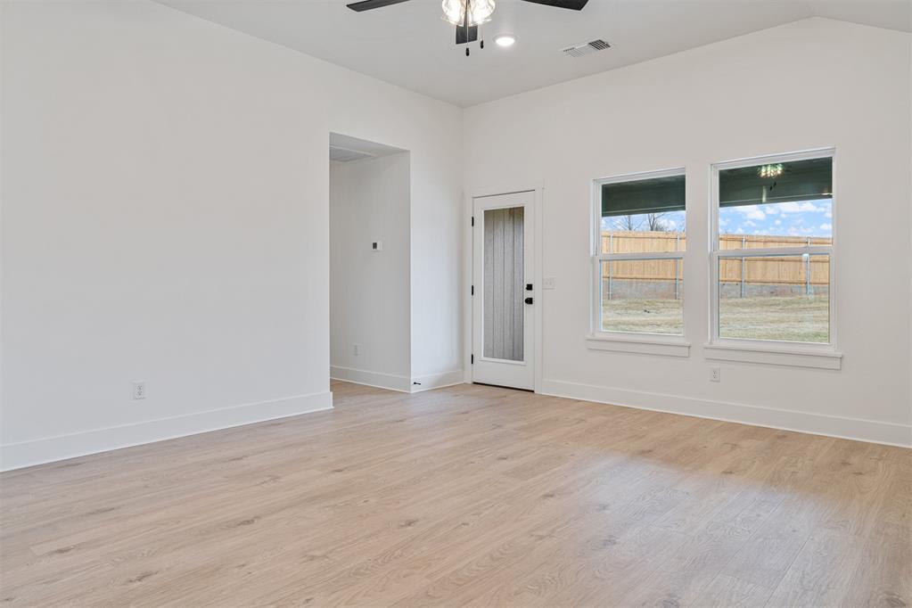 2116 Emily Rae Lane Property Photo 16