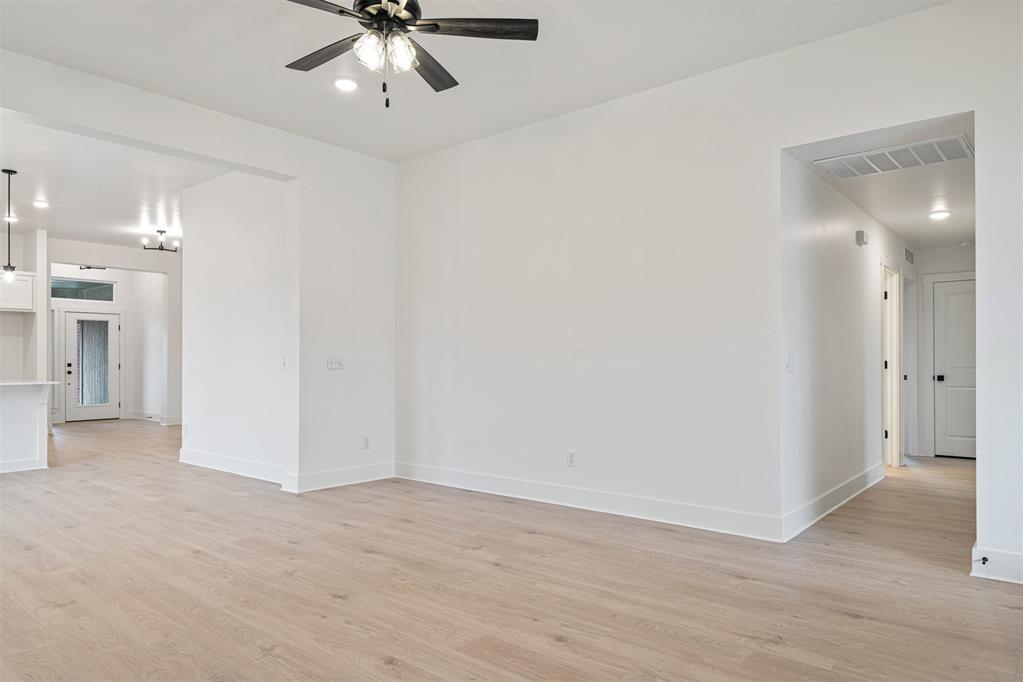 2116 Emily Rae Lane Property Photo 17