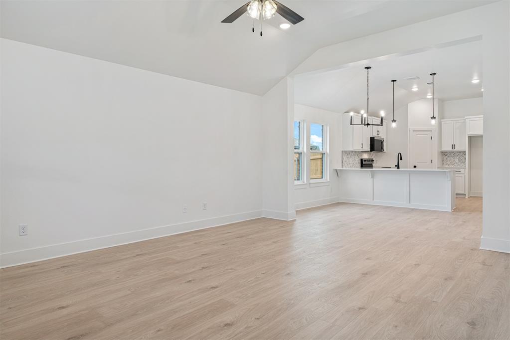 2116 Emily Rae Lane Property Photo 18