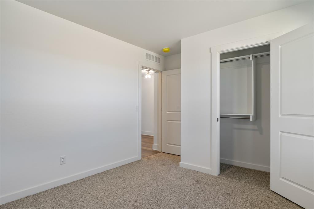 2498 Heather Road Property Photo 19