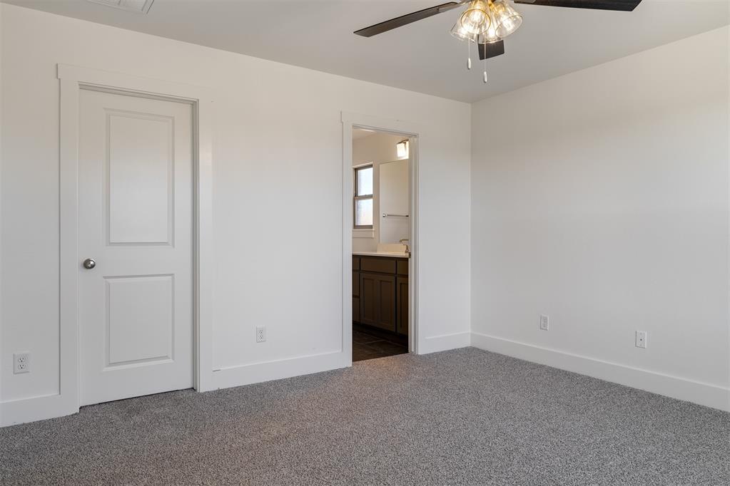 2498 Heather Road Property Photo 27
