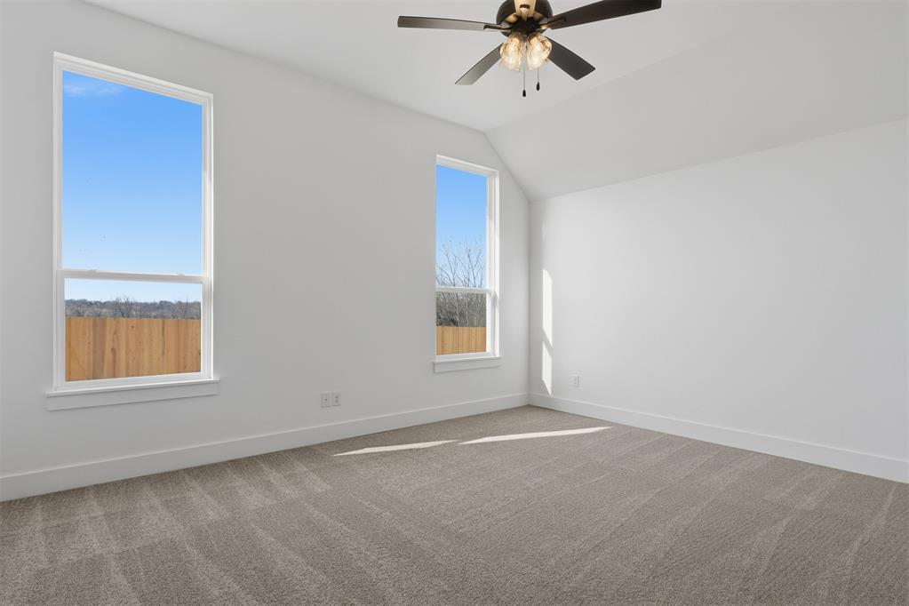 3014 James Way Property Photo 29