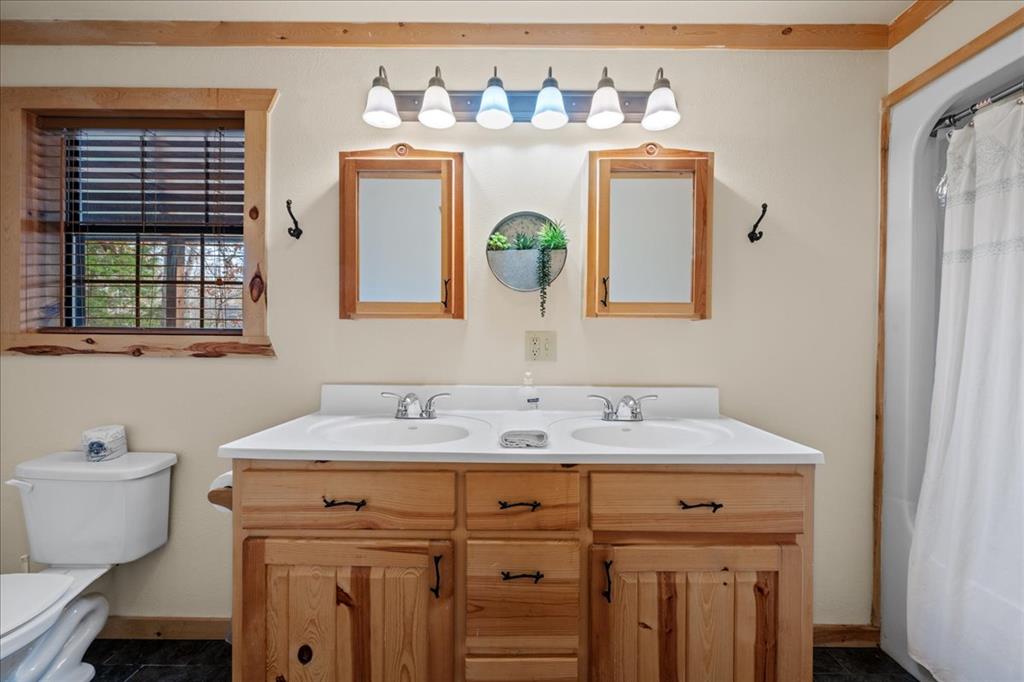 302 Orca Road Property Photo 16