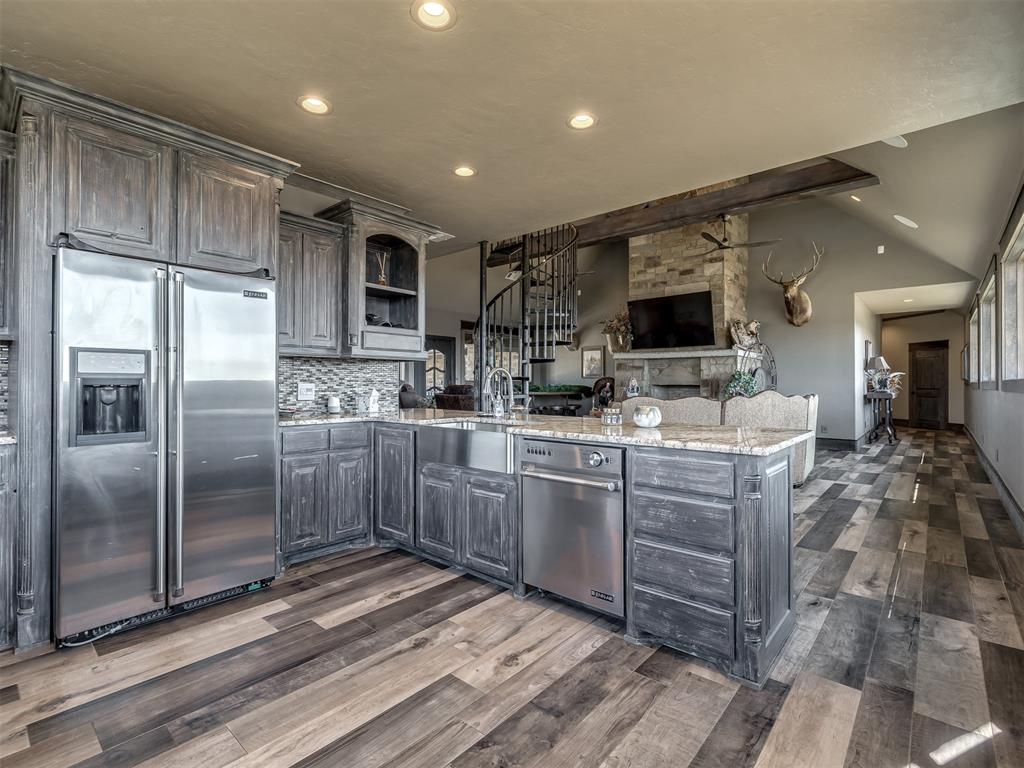 27280 N County Road 3250 Property Photo 46