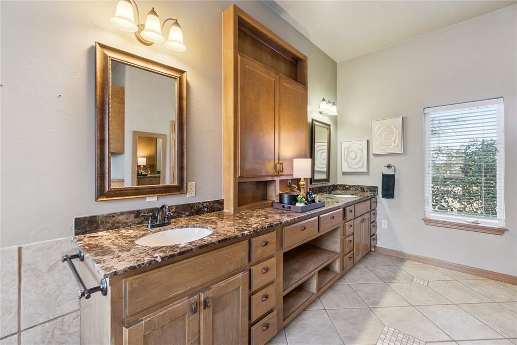 18301 Drummond Road Property Photo 20