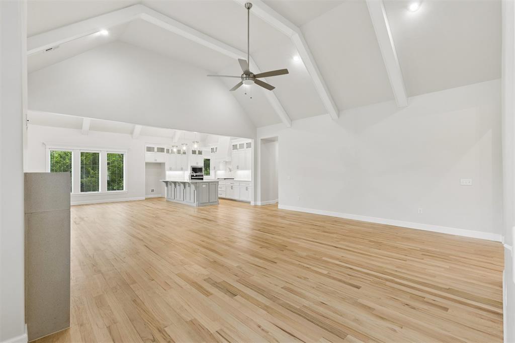 18485 Sleepy Deer Hollow Property Photo 6