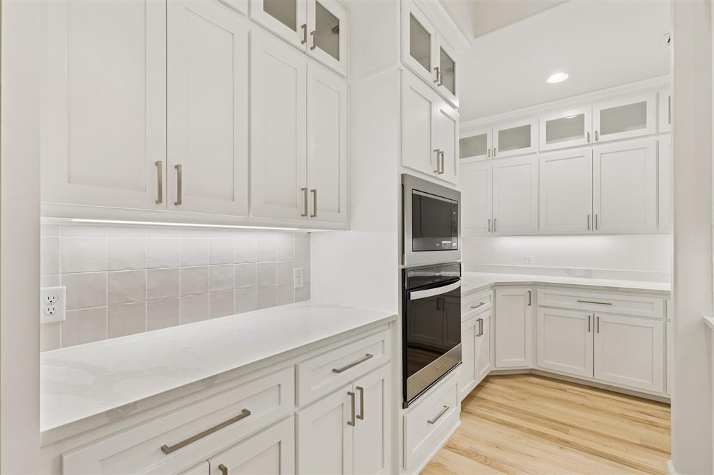 18485 Sleepy Deer Hollow Property Photo 14