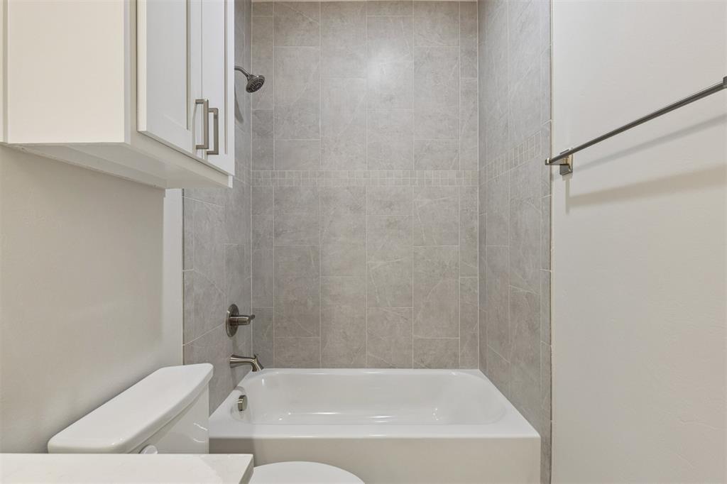 18485 Sleepy Deer Hollow Property Photo 40