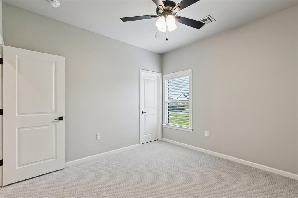 345 Venetian Avenue Property Photo 39