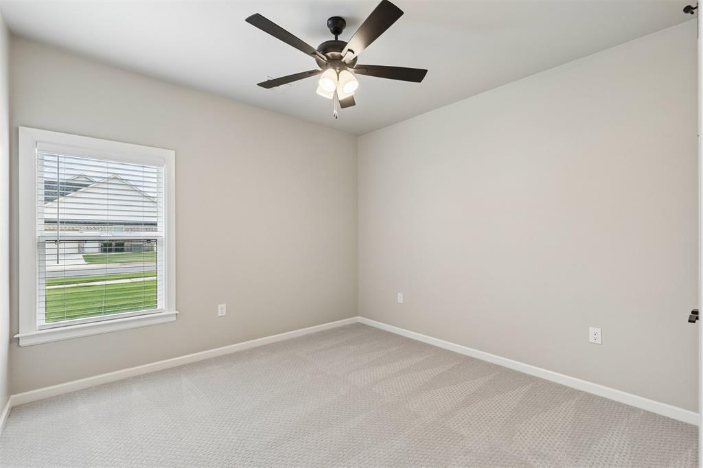 345 Venetian Avenue Property Photo 40