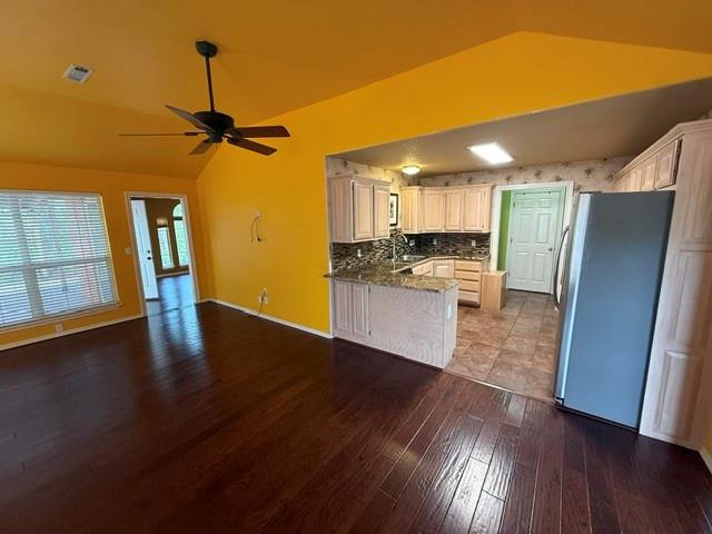17 Sequoyah Boulevard Property Photo 11
